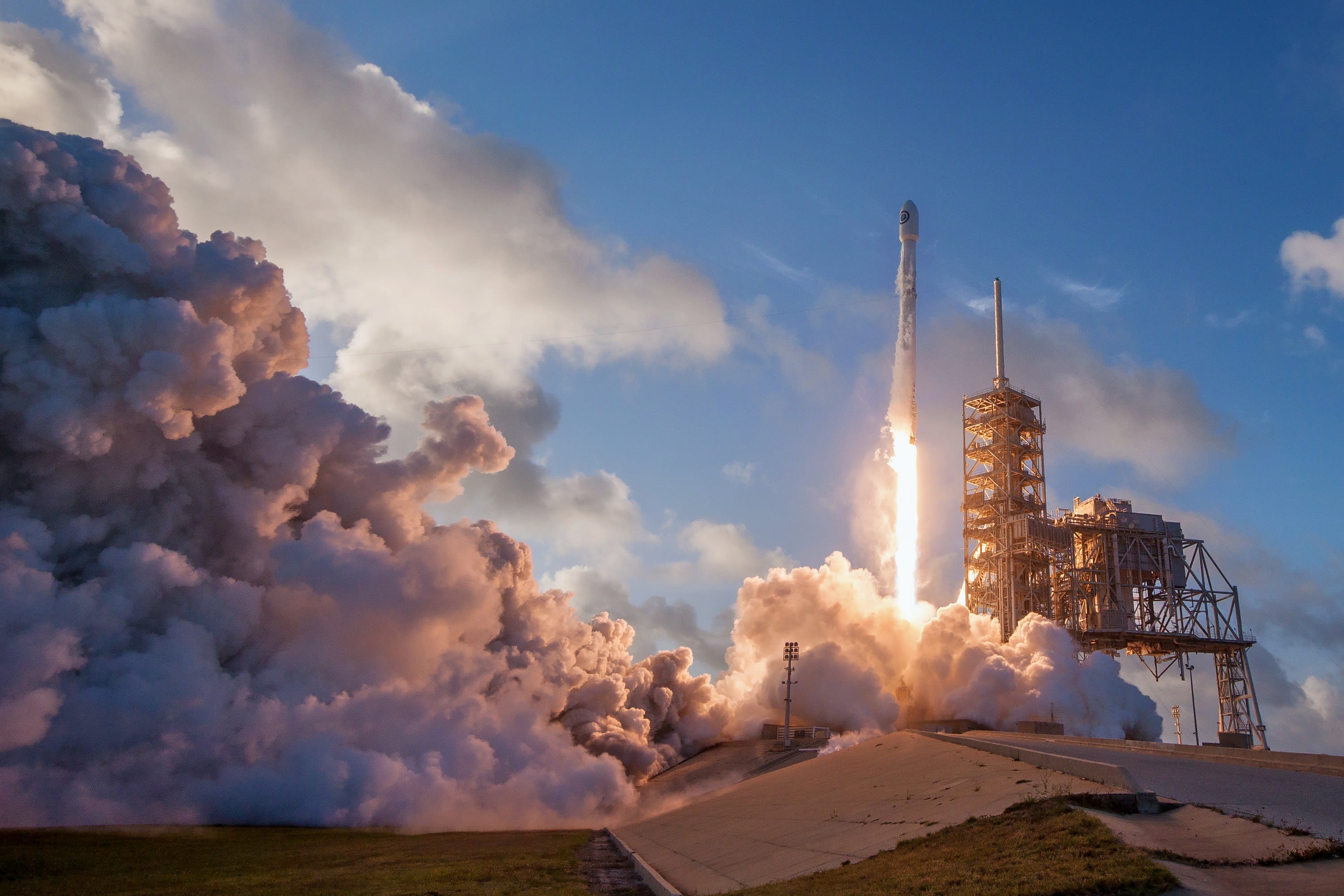 rocket ship photography
